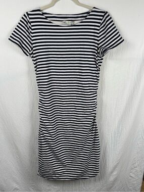 Boden women’s 10 R Black and White Striped Scoop Dress